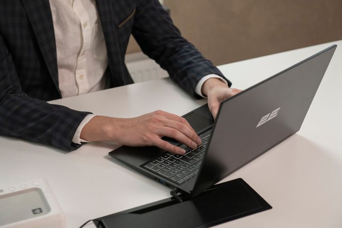 Ноутбук 2E Imaginary 15.6" FHD IPS AG, Intel i7-1255U, 16GB, F512GB, UMA, DOS, Черный