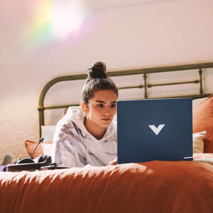 HP Notebook Victus 15-fb3044ua 15.6" FHD IPS AG, AMD R7-7445HS, 16GB, F512GB, NVD3050-6, DOS, blue