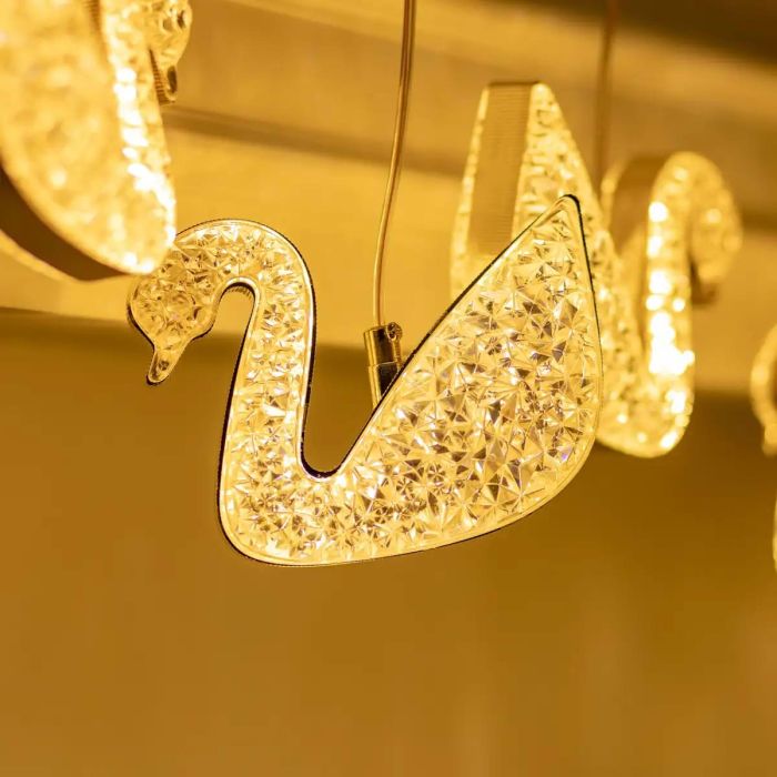 Гірлянда штора з фігурками Сваровскі 3 метри 6 ламп тепле жовте світло 6L3MSWA